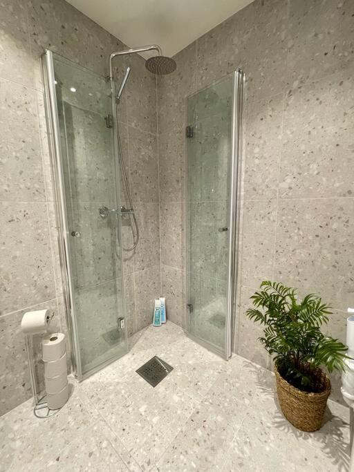 Modern And Cozy Studio Apartment In Central 오슬로 외부 사진